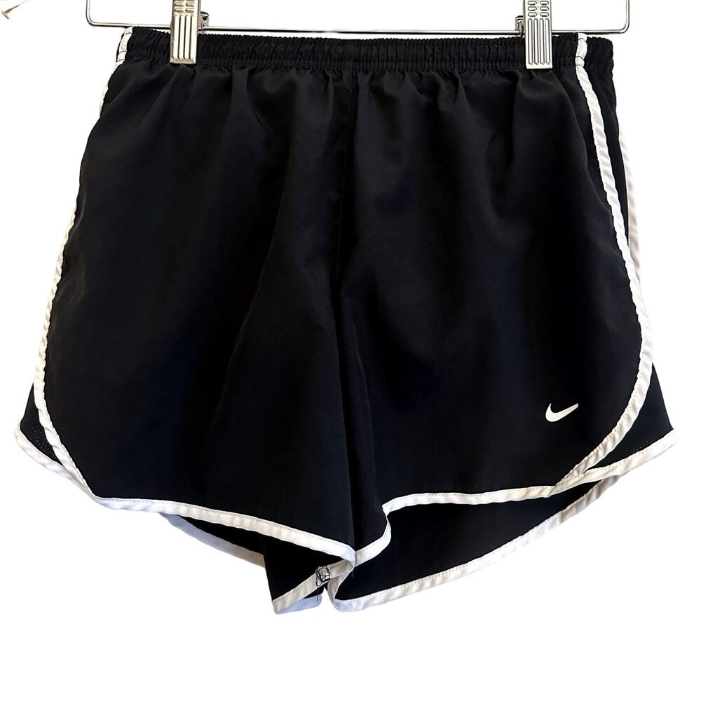 Nike Dri-Fit Girl's XL Black/White Shorts, Built In Liner, Adjustable Waist, EUC - Picture 1 of 6